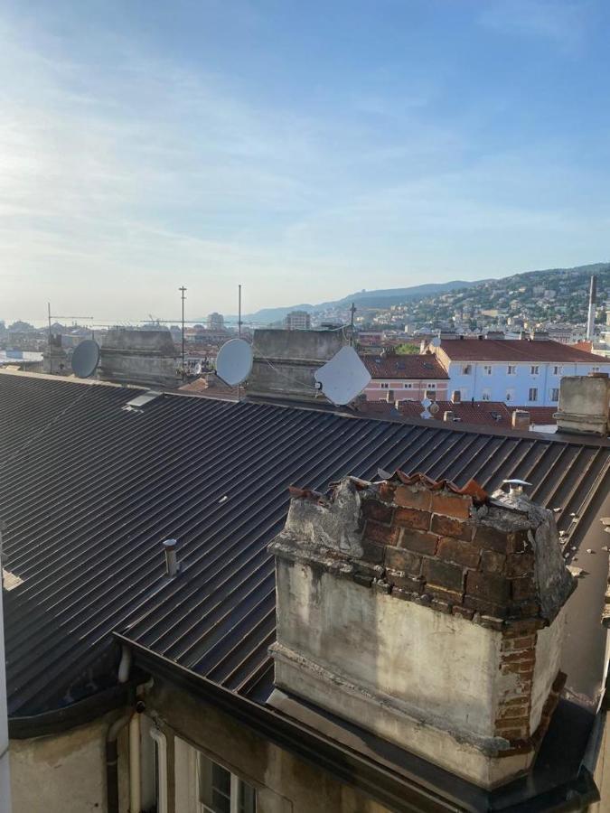 Red Dream Apartment Trieste Exterior photo